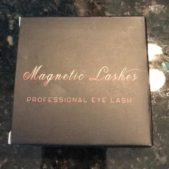 Magnetic eyelashes 💄 - Picture 3 of 5